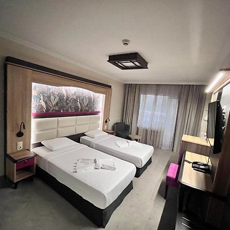 Hotel Zoo Sofia - Secured Paid Parking Exterior photo