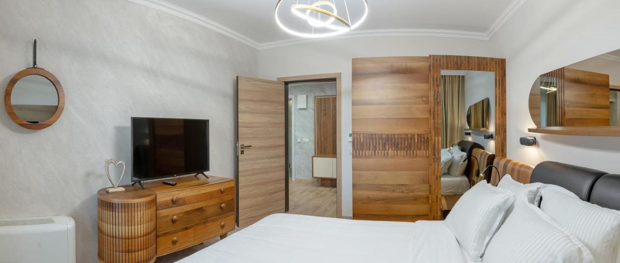 Hotel Zoo Sofia - Secured Paid Parking Exterior photo